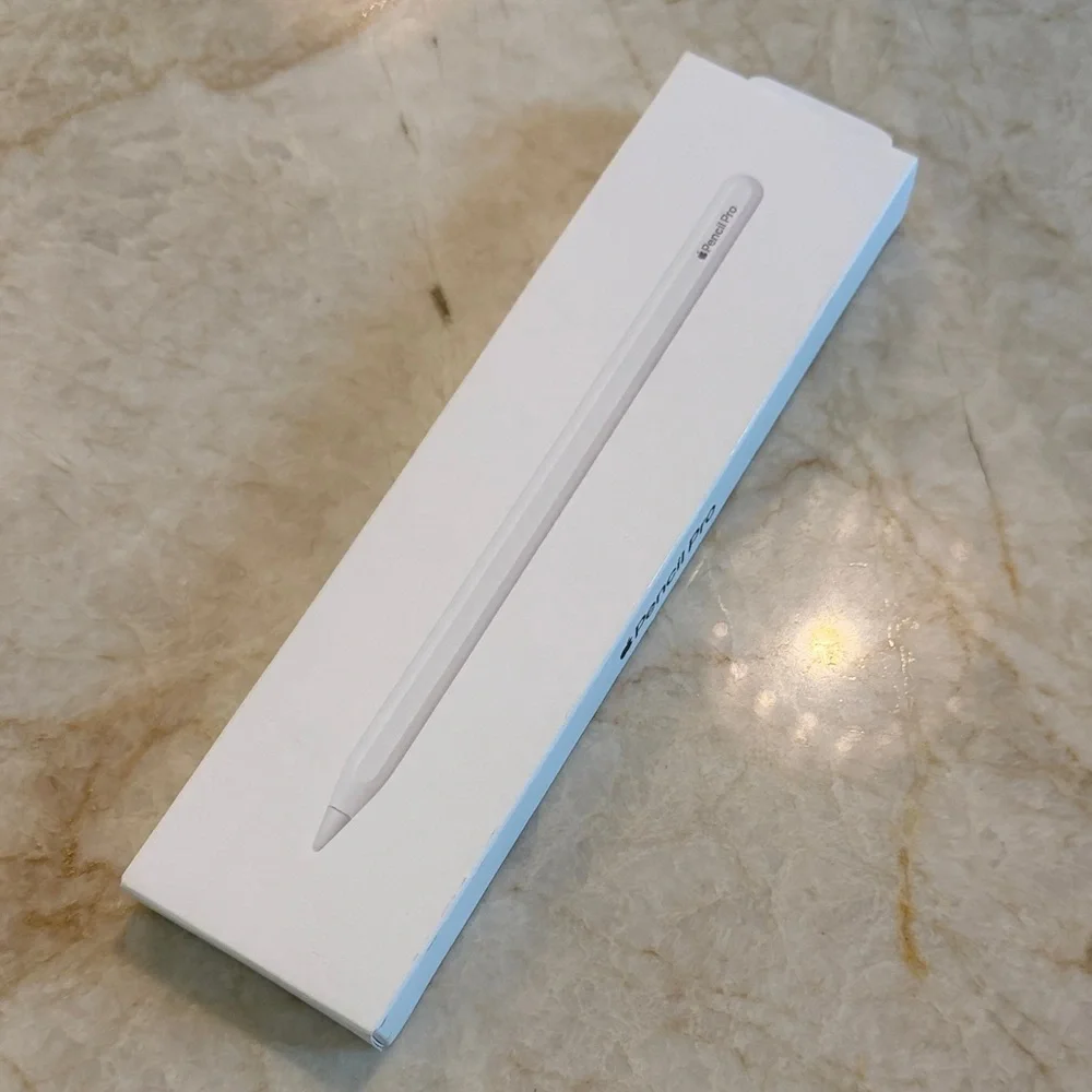 Apple Pencil Pro - Picture 1 of 5